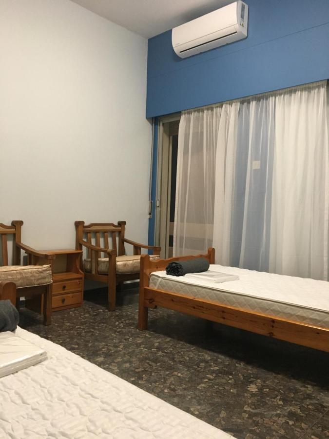 Past Or Trail Hostel ลาร์นาคา ภายนอก รูปภาพ