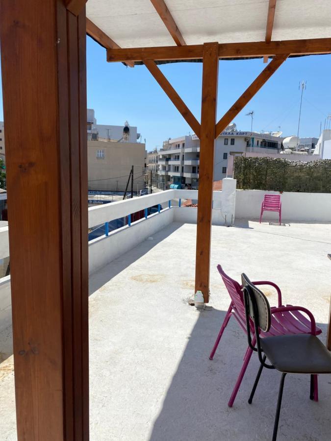 Past Or Trail Hostel ลาร์นาคา ภายนอก รูปภาพ